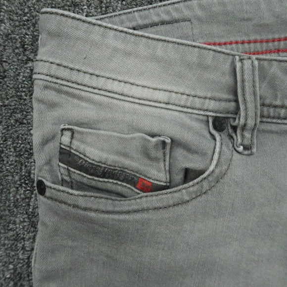Diesel Jeans Mens 29x32 Gray Buster Slim Tapered 5‎ Pocket Faded Button Fly * - Picture 3 of 13